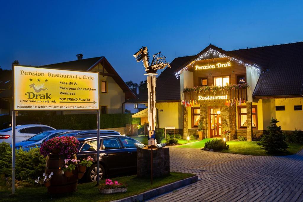 Penzion Drak Liptovský Mikuláš Exteriör bild